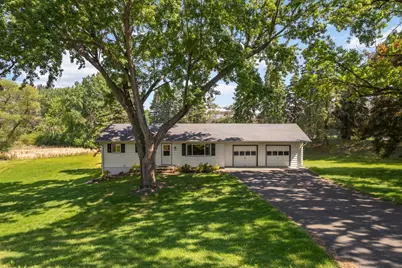 70 Kingsview Lane N, Plymouth, MN 55447 - Photo 4