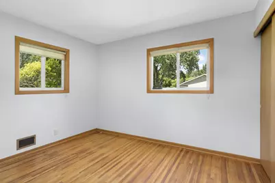 70 Kingsview Lane N, Plymouth, MN 55447 - Photo 16