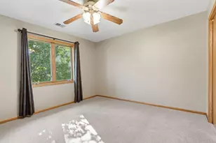 2222 Parkview Ln, Woodbury, MN 55125 - Photo 22