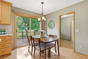 2222 Parkview Ln, Woodbury, MN 55125 - Photo 6