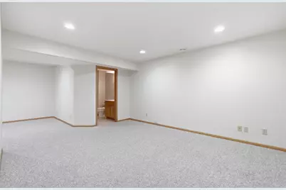 2222 Parkview Lane, Woodbury, MN 55125 - Photo 24