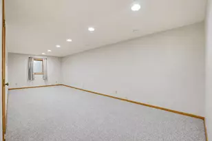 2222 Parkview Ln, Woodbury, MN 55125 - Photo 26