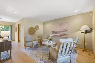 2222 Parkview Ln, Woodbury, MN 55125 - Photo 10