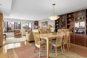 110 Bank St SE, Minneapolis, MN 55414 - Photo 10