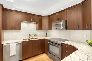 110 Bank St SE, Minneapolis, MN 55414 - Photo 2