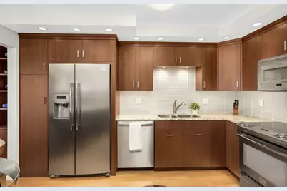 110 Bank Street SE #L1203, Minneapolis, MN 55414 - Photo 8