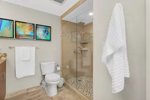 110 Bank St SE, Minneapolis, MN 55414 - Photo 14