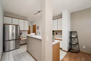 8433 Kimball Dr, Eden Prairie, MN 55347 - Photo 10