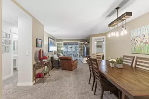 7361 Hunters Run, Eden Prairie, MN 55346 - Photo 4