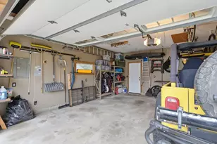 7361 Hunters Run, Eden Prairie, MN 55346 - Photo 38