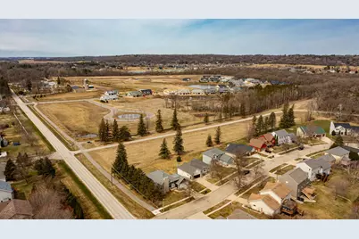 2945 Stonegate Court SW, Rochester, MN 55902 - Photo 34