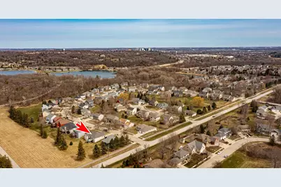 2945 Stonegate Court SW, Rochester, MN 55902 - Photo 4