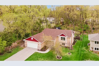 4174 Kaitlin Drive, Vadnais Heights, MN 55127 - Photo 2