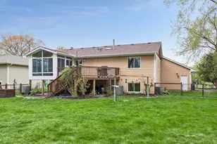4174 Kaitlin Dr, Vadnais Heights, MN 55127 - Photo 46