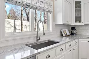 20 Northrup Ave, Excelsior, MN 55331 - Photo 4