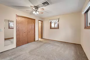 1680 Woodlawn Ave, Owatonna, MN 55060 - Photo 34