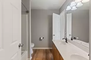 673 Kingfisher Ln, Woodbury, MN 55125 - Photo 24