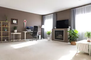 673 Kingfisher Ln, Woodbury, MN 55125 - Photo 8