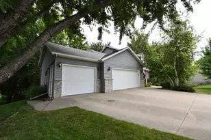 340 Perry Ct, Zumbrota, MN 55992 - Photo 22