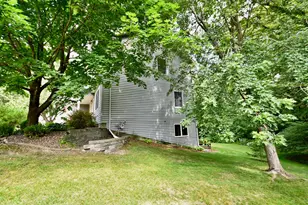 340 Perry Ct, Zumbrota, MN 55992 - Photo 6