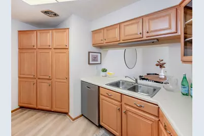 2265 Youngman Avenue #208E, Saint Paul, MN 55116 - Photo 14
