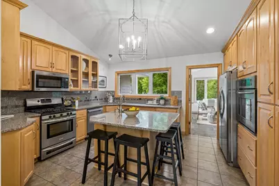 719 Spring Creek Circle, Mendota Heights, MN 55118 - Photo 12