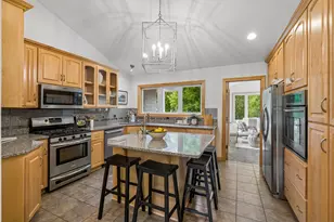 719 Spring Creek Cir, Mendota Heights, MN 55118 - Photo 12