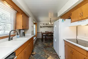 10037 Girard Ave S, Bloomington, MN 55431 - Photo 4