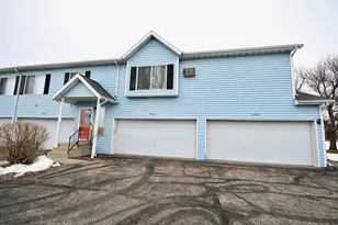 2901 32nd St S, Moorhead, MN 56560 - Photo 2