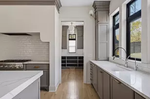 269 Edgewood Ln, West Saint Paul, MN 55118 - Photo 12