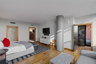 215 10th Ave S, Minneapolis, MN 55415 - Photo 30