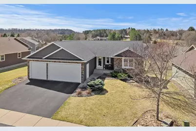 334 Kamloops Place, River Falls, WI 54022 - Photo 2