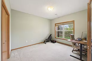 1099 Barclay St, Saint Paul, MN 55106 - Photo 20