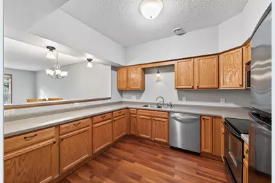 1099 Barclay Street, Saint Paul, MN 55106 - Photo 8