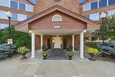 1021 Sibley Memorial Highway #404, LilyDale, MN 55118 - Photo 2
