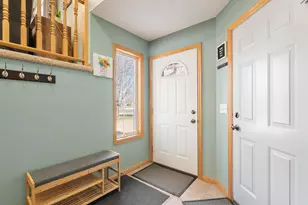 604 St Andrews Dr, Mankato, MN 56001 - Photo 2