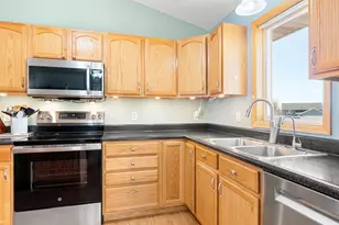 604 St Andrews Dr, Mankato, MN 56001 - Photo 12