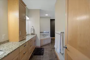 1329 S Oak St, Lake City, MN 55041 - Photo 28