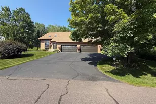 3241 Commonwealth Ave, Duluth, MN 55808 - Photo 46