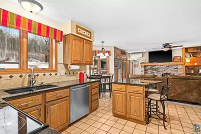 3241 Commonwealth Avenue, Duluth, MN 55808 - Photo 16