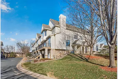 2310 Eagle Trace Lane, Woodbury, MN 55129 - Photo 4