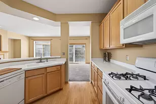 2310 Eagle Trace Ln, Woodbury, MN 55129 - Photo 18