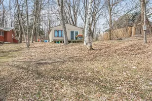 27843 Lakelawn Dr, Lindstrom, MN 55045 - Photo 26