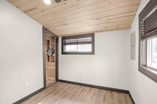 27843 Lakelawn Dr, Lindstrom, MN 55045 - Photo 12