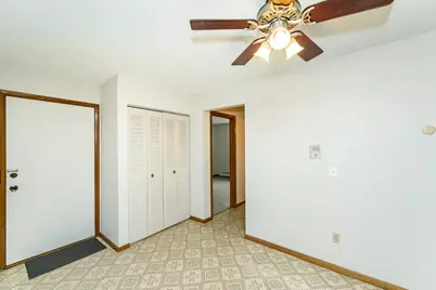 521 19th Street NW #18, Rochester, MN 55901 - Photo 2
