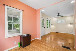 1694 Ivy Ave E, Saint Paul, MN 55106 - Photo 8