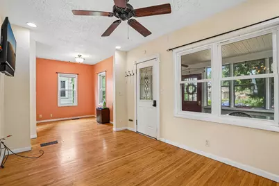 1694 Ivy Avenue E, Saint Paul, MN 55106 - Photo 6