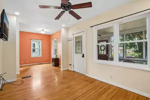 1694 Ivy Ave E, Saint Paul, MN 55106 - Photo 6