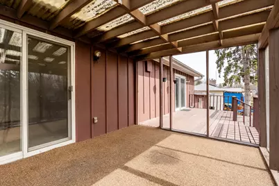 6401 Shingle Creek Drive, Brooklyn Park, MN 55445 - Photo 12