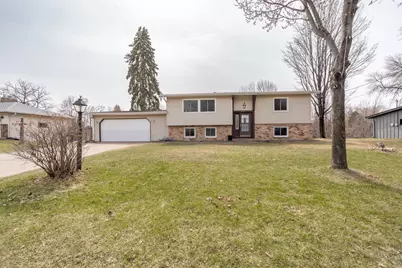 6401 Shingle Creek Drive, Brooklyn Park, MN 55445 - Photo 20